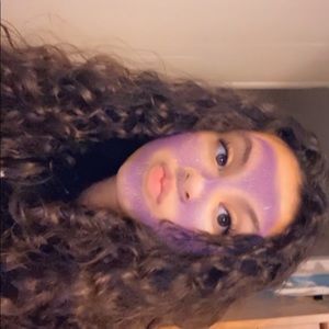 Meet your Posher, Dayana